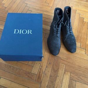 Dior Men's Brown Suede Boots Never Worn NWT